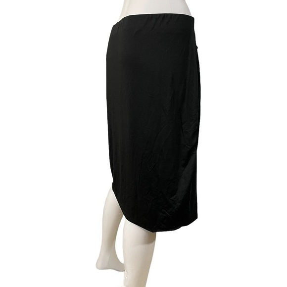 Black Midi Skirt Plus Size
New - Picture 5 of 7
